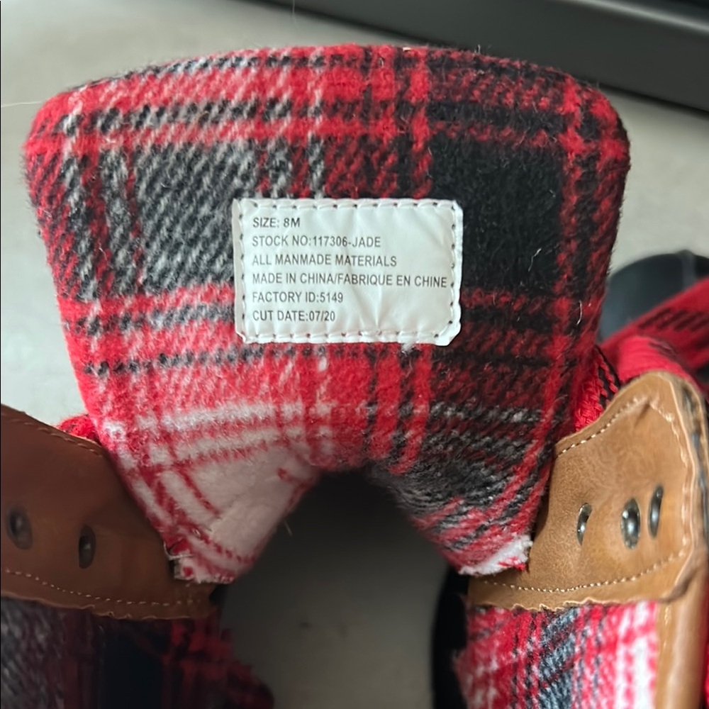 Maurices Tan and Black Duck Boots with Red Laces - Picture 5 of 6